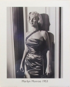 Marilyn Monroe - Front of Silky Dress Fine Art Print - 15642 - 50x40cm